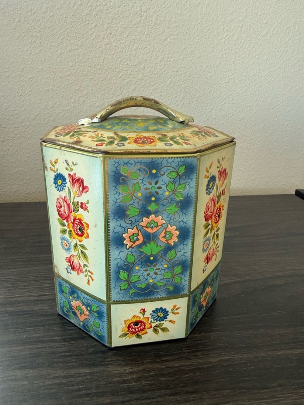 Vintage Daher Floral Octagon Metal Tin Storage Container made in Belgium